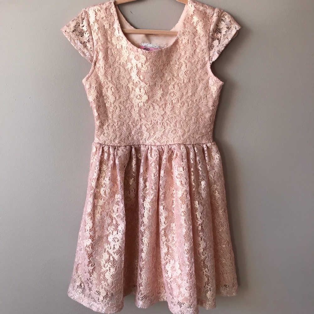 Girls dress